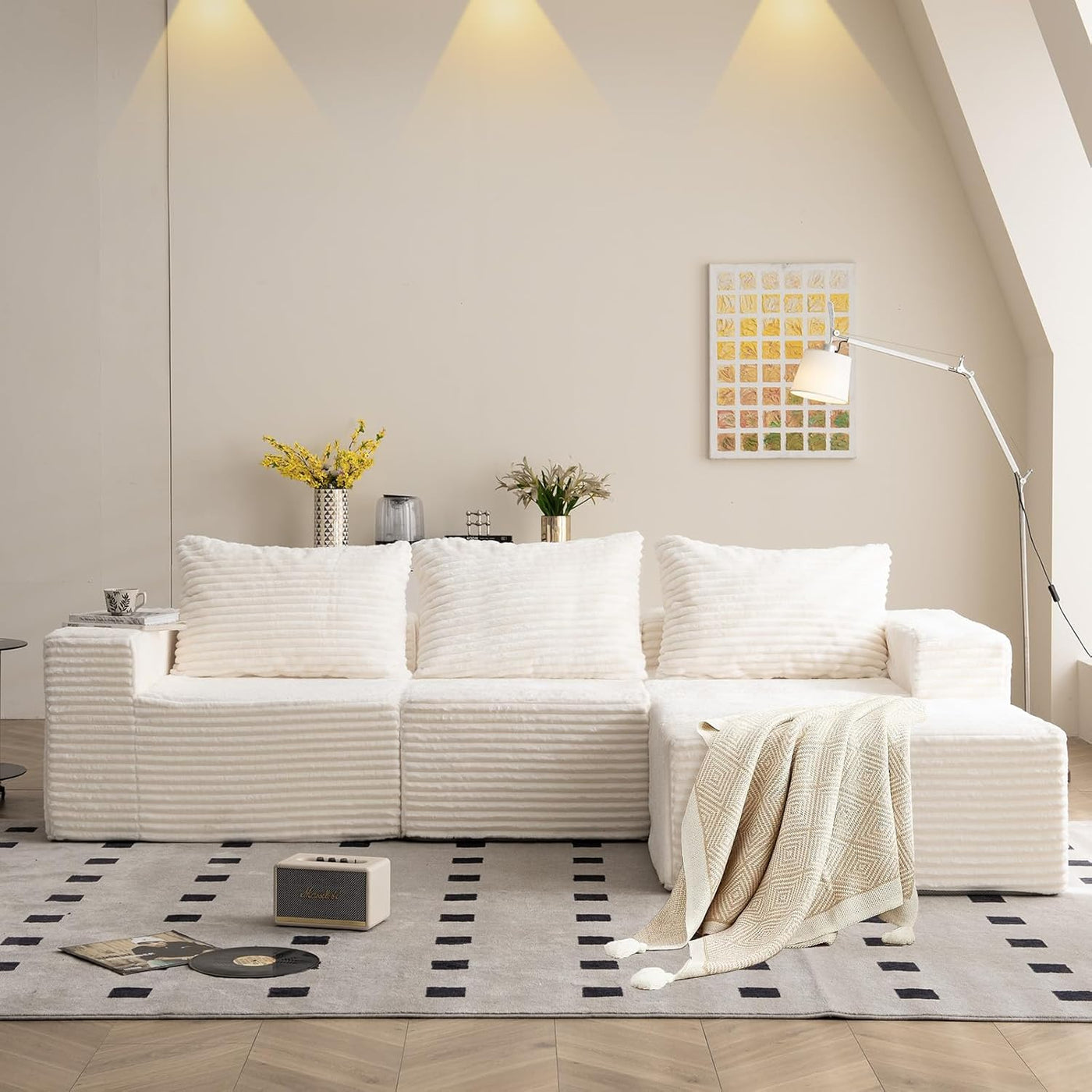 Minimalist Modular Sectional Sofa – Plush Faux Fur